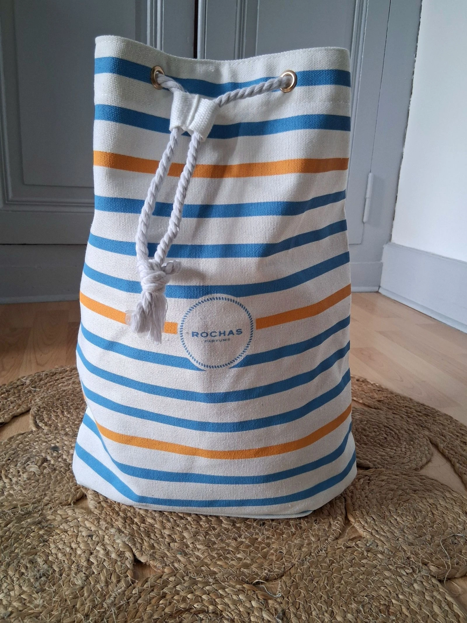 Bolso Baluchon/marin - Rochas Parfums – photo 2